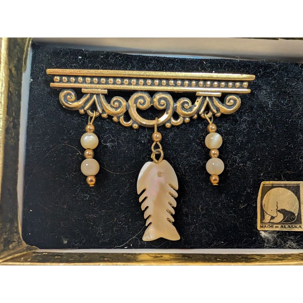 NOS Handmade in Alaska Otolith Bone Fish Brooch Pin | Vintage Artisan Boxed